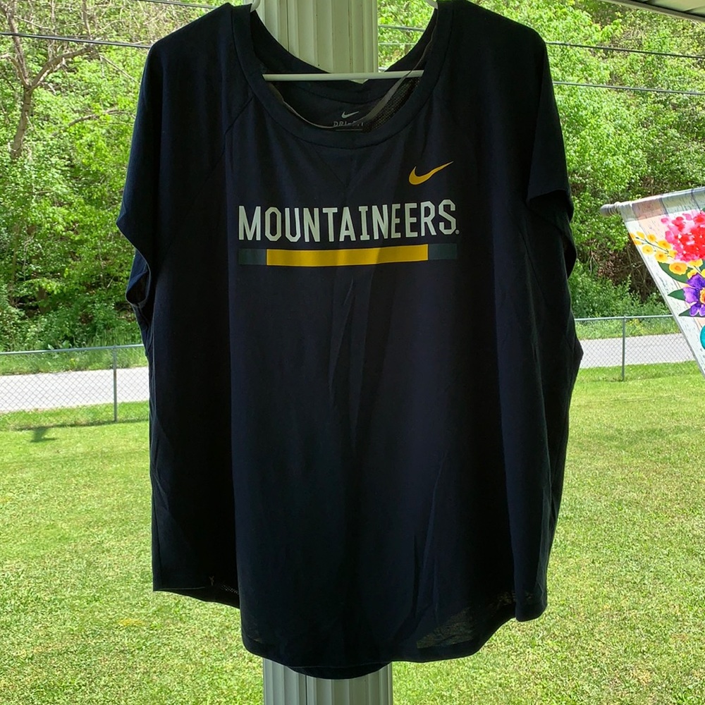 Nike WV Mountaineers College Dri Fit T Shirt